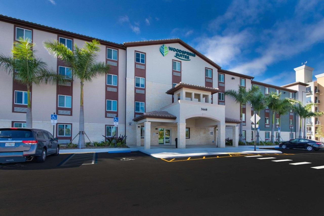 Woodspring Suites Miramar Exterior foto