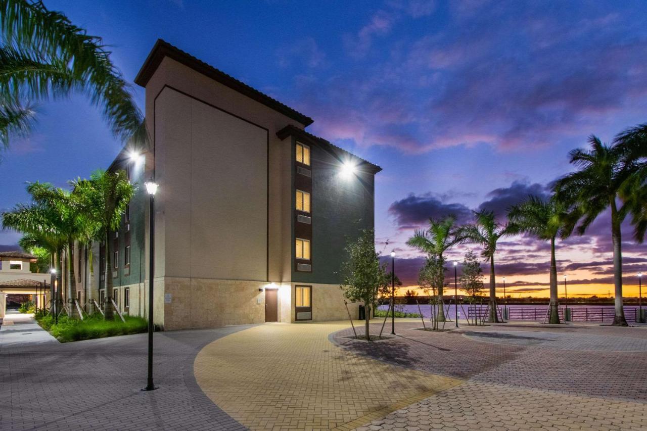 Woodspring Suites Miramar Exterior foto